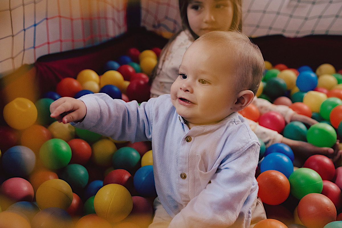 aniversario - leonardo - um ano - associacao rudnick - salao principal - sao bento do sul - chroma fotografia - fotografo aniversario - infantil - mae de menino