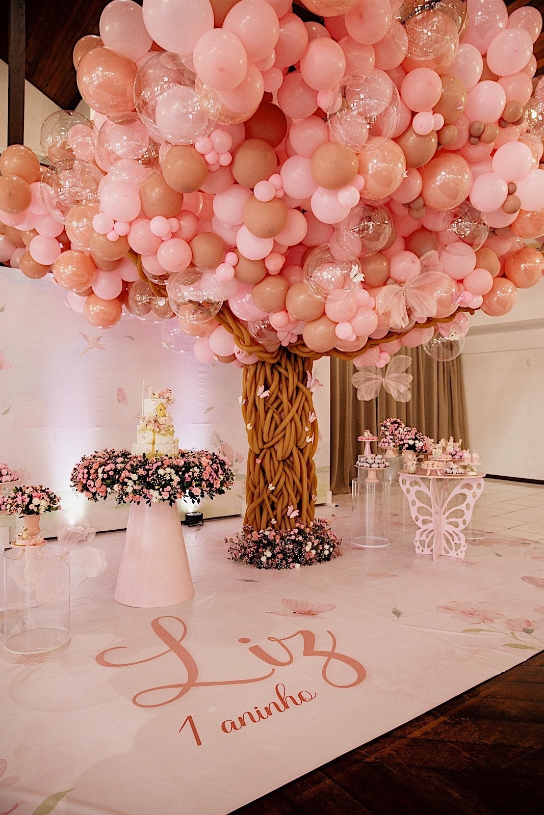 aniversario - aniversario 1 ano - aniversario infantil - festa de aniversario - Liz primeiro aninho - aniversario em jaragua do sul - chroma fotografia