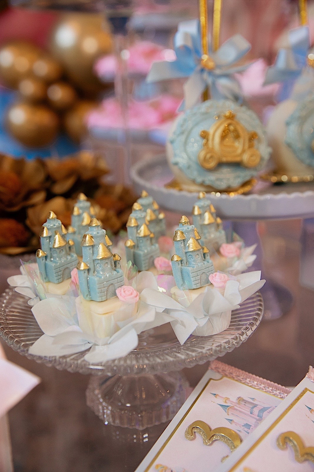 aniversario - aniversario infantil - aniversario da cinderela - tema cinderela - 3 anos da Maite - fotografos jaragua do sul - chroma fotografia