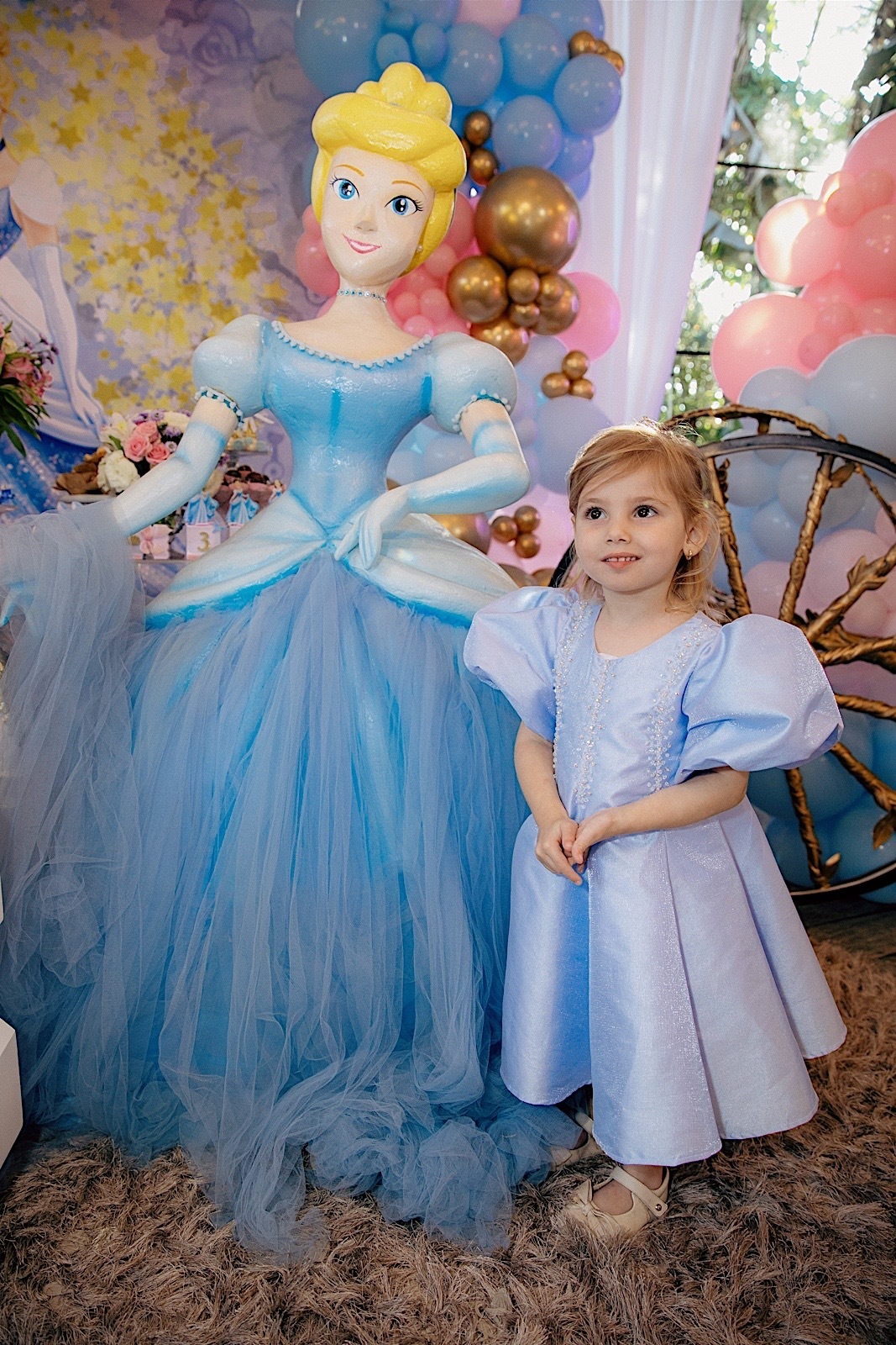 aniversario - aniversario infantil - aniversario da cinderela - tema cinderela - 3 anos da Maite - fotografos jaragua do sul - chroma fotografia