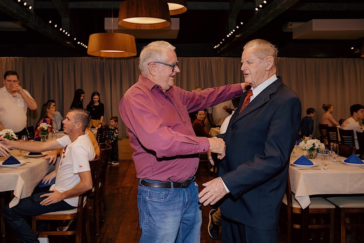 aniversario - aniversario de adulto - aniversario de 90 anos - egon 90 anos - festa na arweg - fotografos jaragua do sul - chroma fotografia