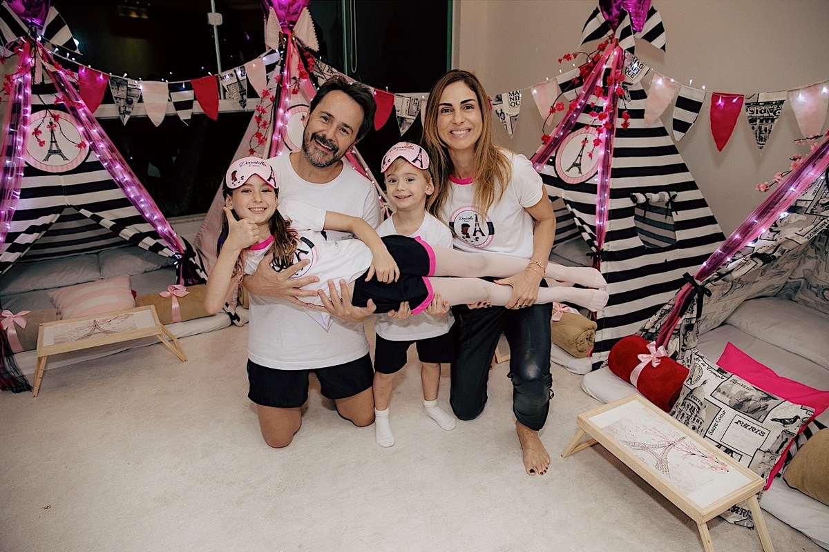 aniversario - aniversario infantil - noite do soninho - aniversario Donatella - donatella 8 anos - fotografia infantil - tema paris - chroma fotografia