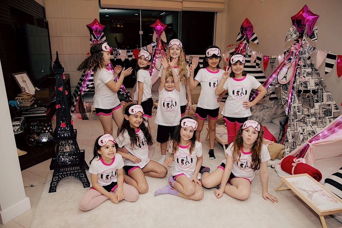 aniversario - aniversario infantil - noite do soninho - aniversario Donatella - donatella 8 anos - fotografia infantil - tema paris - chroma fotografia