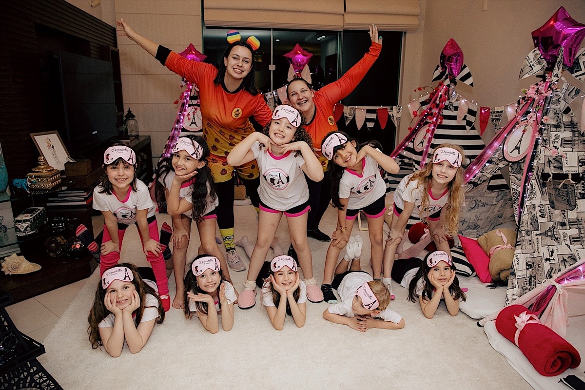 aniversario - aniversario infantil - noite do soninho - aniversario Donatella - donatella 8 anos - fotografia infantil - tema paris - chroma fotografia