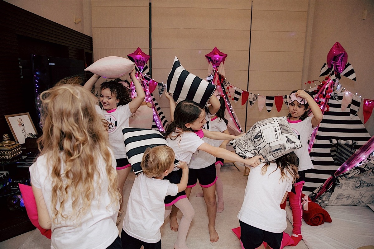 aniversario - aniversario infantil - noite do soninho - aniversario Donatella - donatella 8 anos - fotografia infantil - tema paris - chroma fotografia