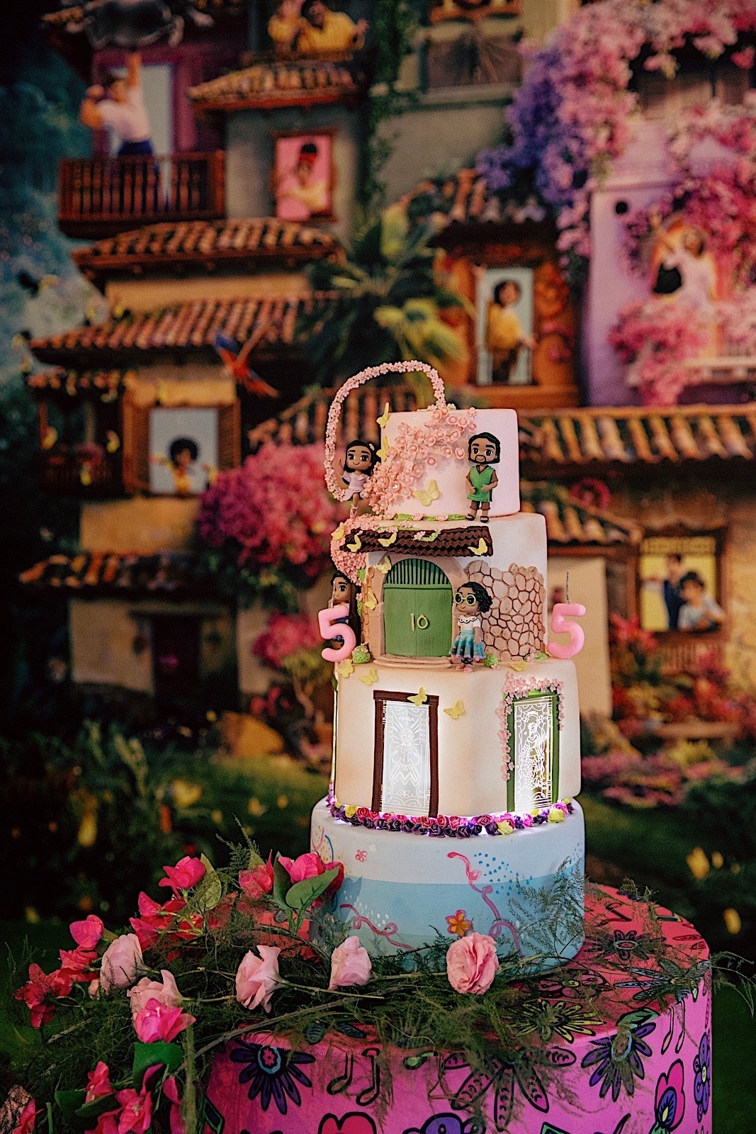 aniversario - aniversario infantil - helena e luiza 5 anos - aniversario no le classique - tema familia madrigal - aniversario em jaragua do sul - fotografos jaragua do sul - fotografia infantil - chroma fotografia