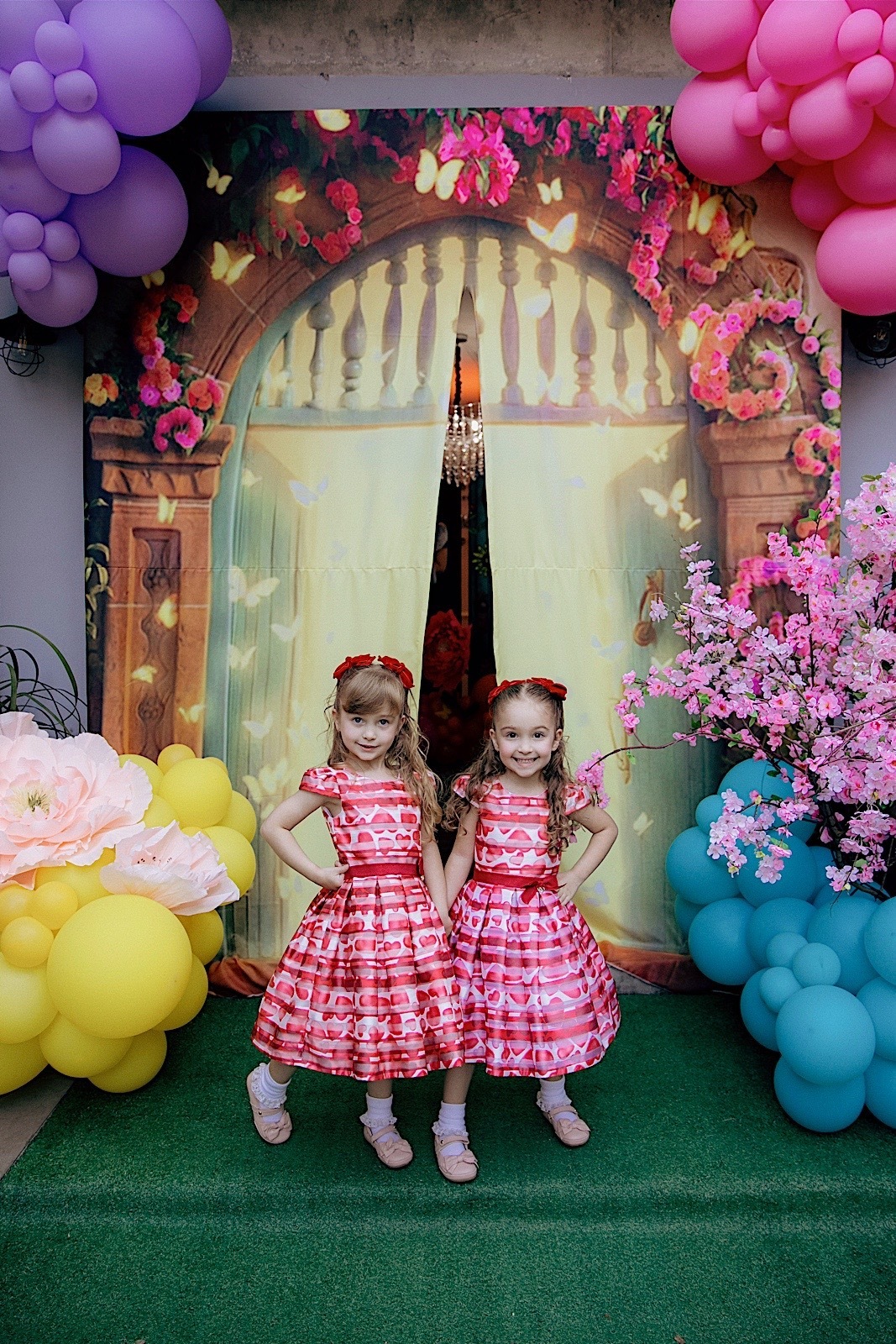 aniversario - aniversario infantil - helena e luiza 5 anos - aniversario no le classique - tema familia madrigal - aniversario em jaragua do sul - fotografos jaragua do sul - fotografia infantil - chroma fotografia