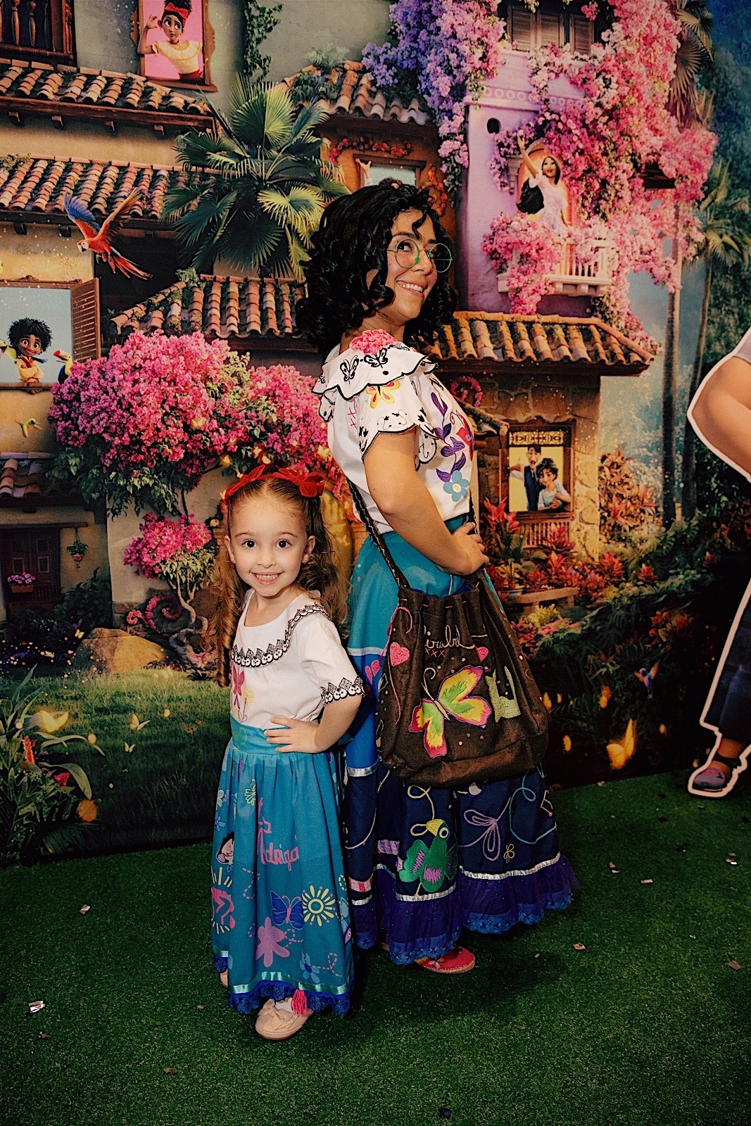 aniversario - aniversario infantil - helena e luiza 5 anos - aniversario no le classique - tema familia madrigal - aniversario em jaragua do sul - fotografos jaragua do sul - fotografia infantil - chroma fotografia