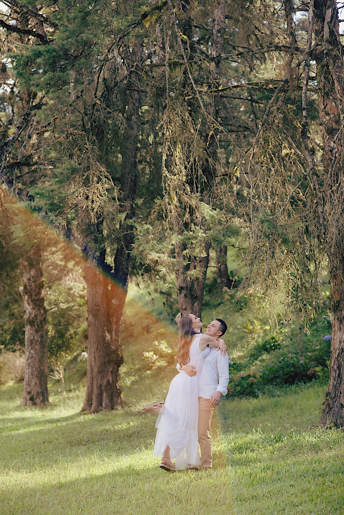 larissa - andrei - pre-casamento - ensaio casal - chroma fotografia - campo alegre - sao bento do sul - cachoeira - dia de sol
