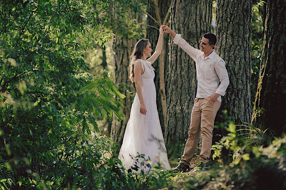 larissa - andrei - pre-casamento - ensaio casal - chroma fotografia - campo alegre - sao bento do sul - cachoeira - dia de sol