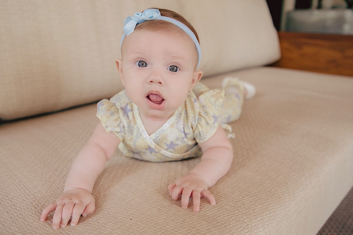 ensaio fotografico - ensaio em casa - ensaio familia - fotografia de familia - fotografos jaragua do sul - jaragua do sul - chroma fotografia 