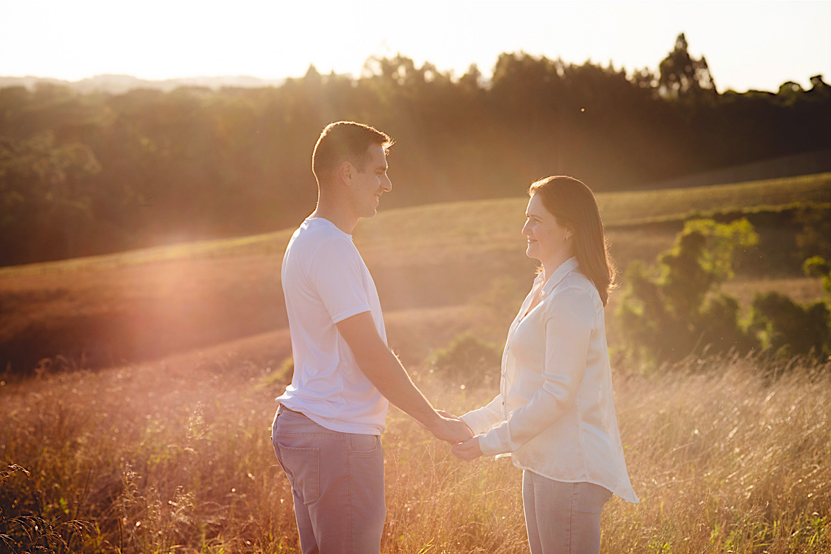 ensaio familia - vanessa - emerson - por do sol - plantacao - chroma fotografia - sao bento do sul