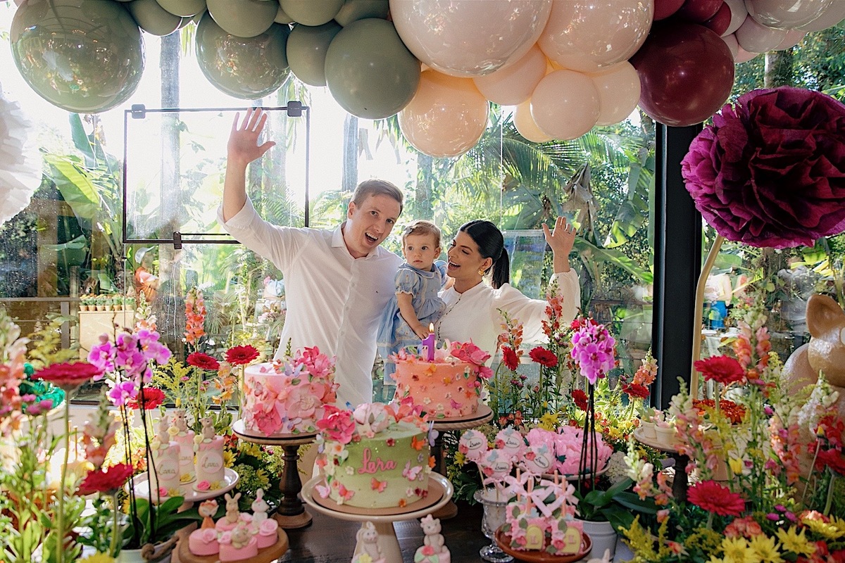 aniversario - aniversario infantil - lara primeiro aninho - aniversario de primeiro aninho - fotografia infantil - fotografos jaragua do sul - festa de aniversario - chroma fotografia - jaragua do sul