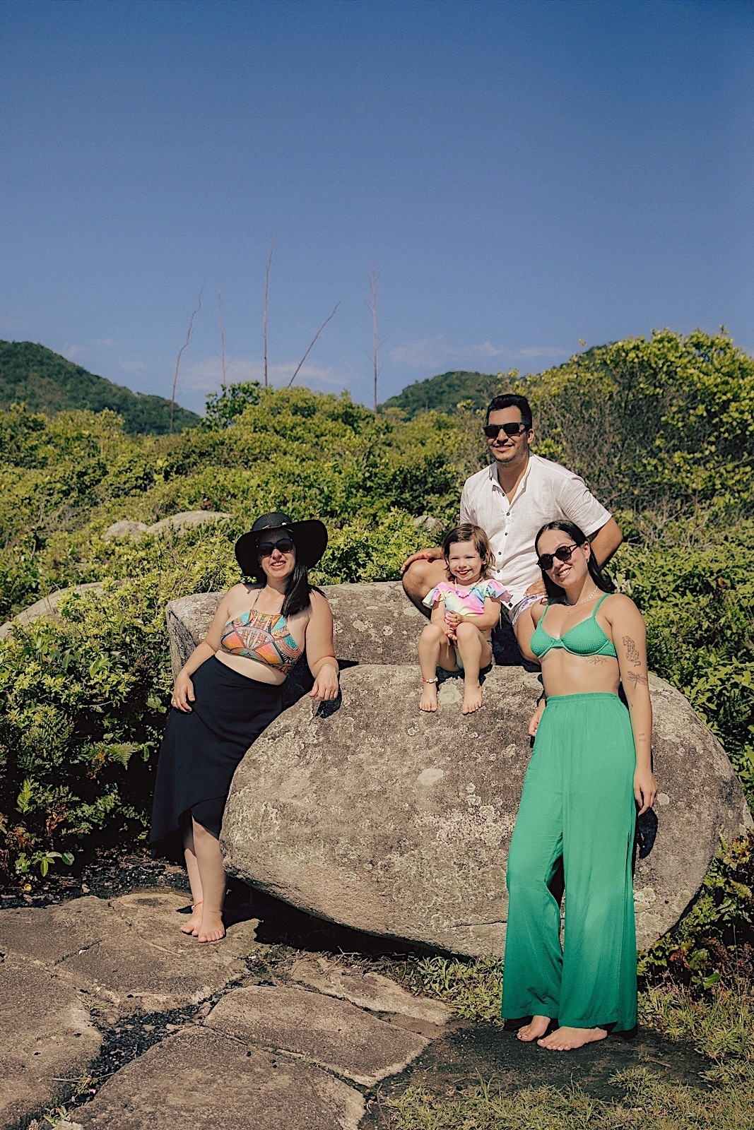 ensaio familia - ensaio na praia - ensaio de ferias - fotografia de familia - fotografos itapema - itapema - chroma fotografia