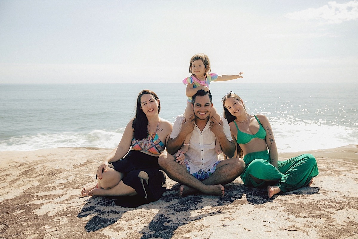 ensaio familia - ensaio na praia - ensaio de ferias - fotografia de familia - fotografos itapema - itapema - chroma fotografia