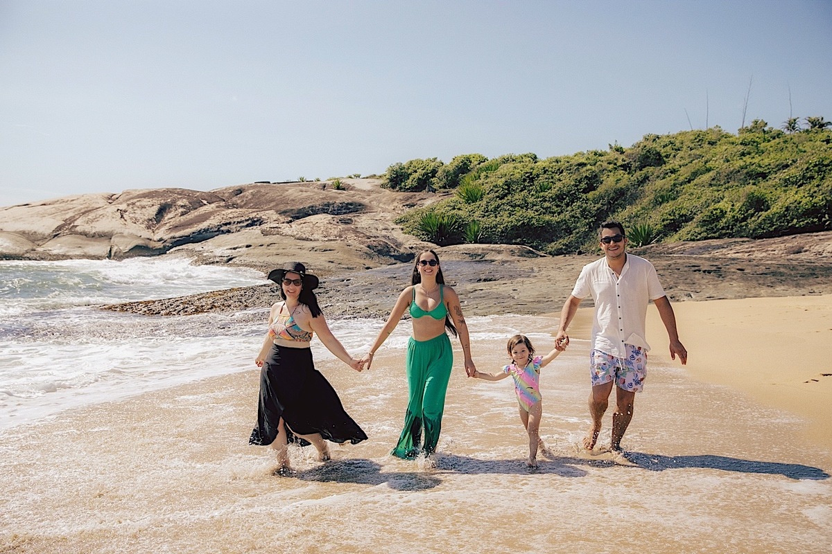 ensaio familia - ensaio na praia - ensaio de ferias - fotografia de familia - fotografos itapema - itapema - chroma fotografia