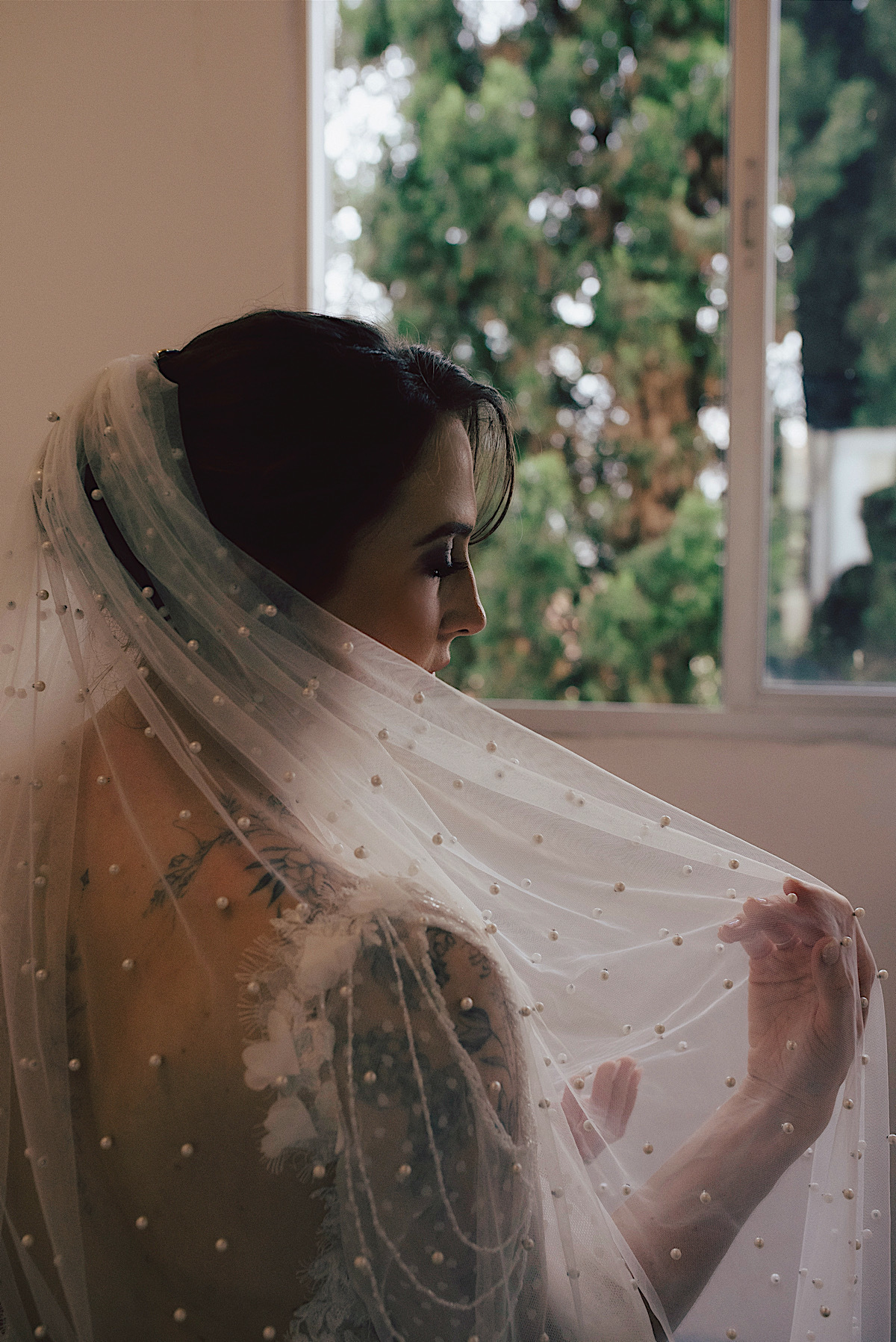 vini - andressa - curitiba - um ano de casados - ensaio casal - chroma fotografia - ensaio em casa - ensaio ao ar livre