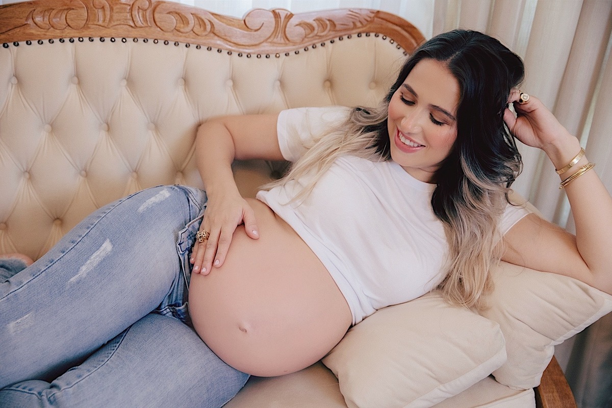ensaio em casa - ensaio gestante - gestante - ensaio familia - fotografos jaragua do sul - chroma fotografia 