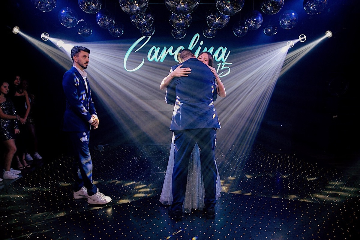 festa de aniversario - festa de 15 anos - 15 anos - aniversario de 15 anos - Carolina 15 anos - fotografos jaragua do sul - fotografia de familia - chroma fotografia 