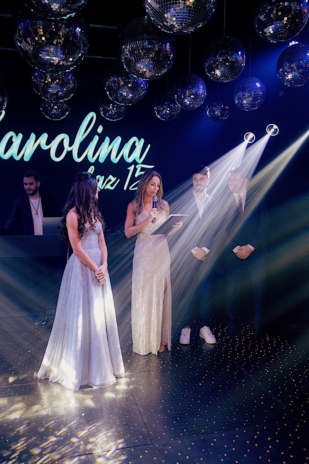 festa de aniversario - festa de 15 anos - 15 anos - aniversario de 15 anos - Carolina 15 anos - fotografos jaragua do sul - fotografia de familia - chroma fotografia 