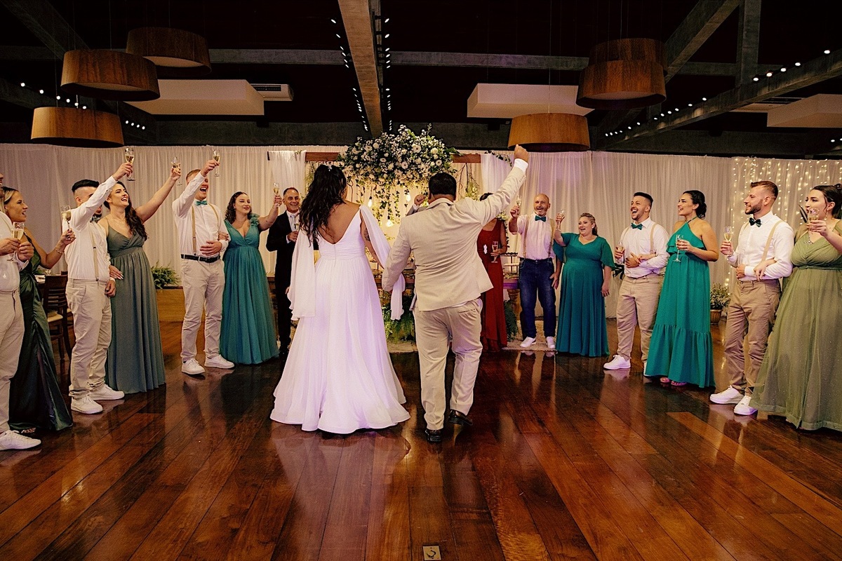 casamento - cerimonia de casamento - casamento Viviane e Andre - noiva - noivo - noivos 2024 - fotografia de casamento 0- fotografos jaragua do sul - chroma fotografia 