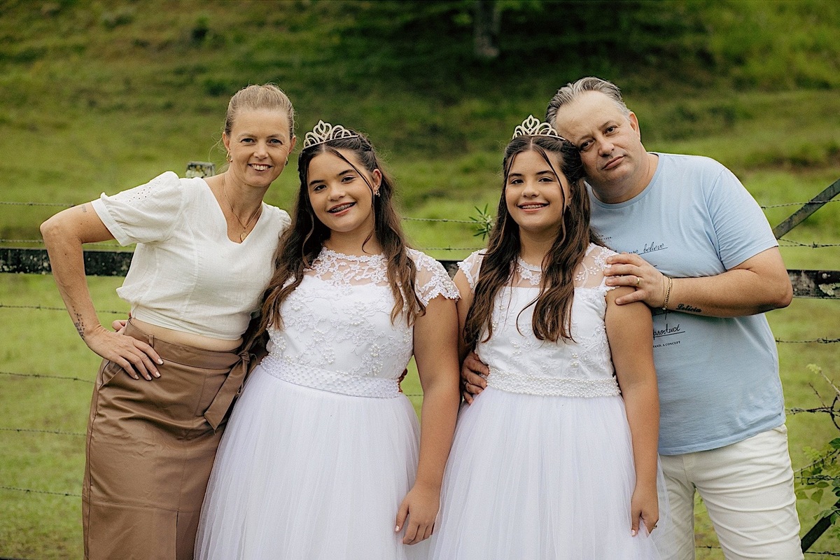 comunhao - primeira comunhao - primeira eucaristia - familia - fotografos de familia - chroma fotografia - fotografos jaragua do sul