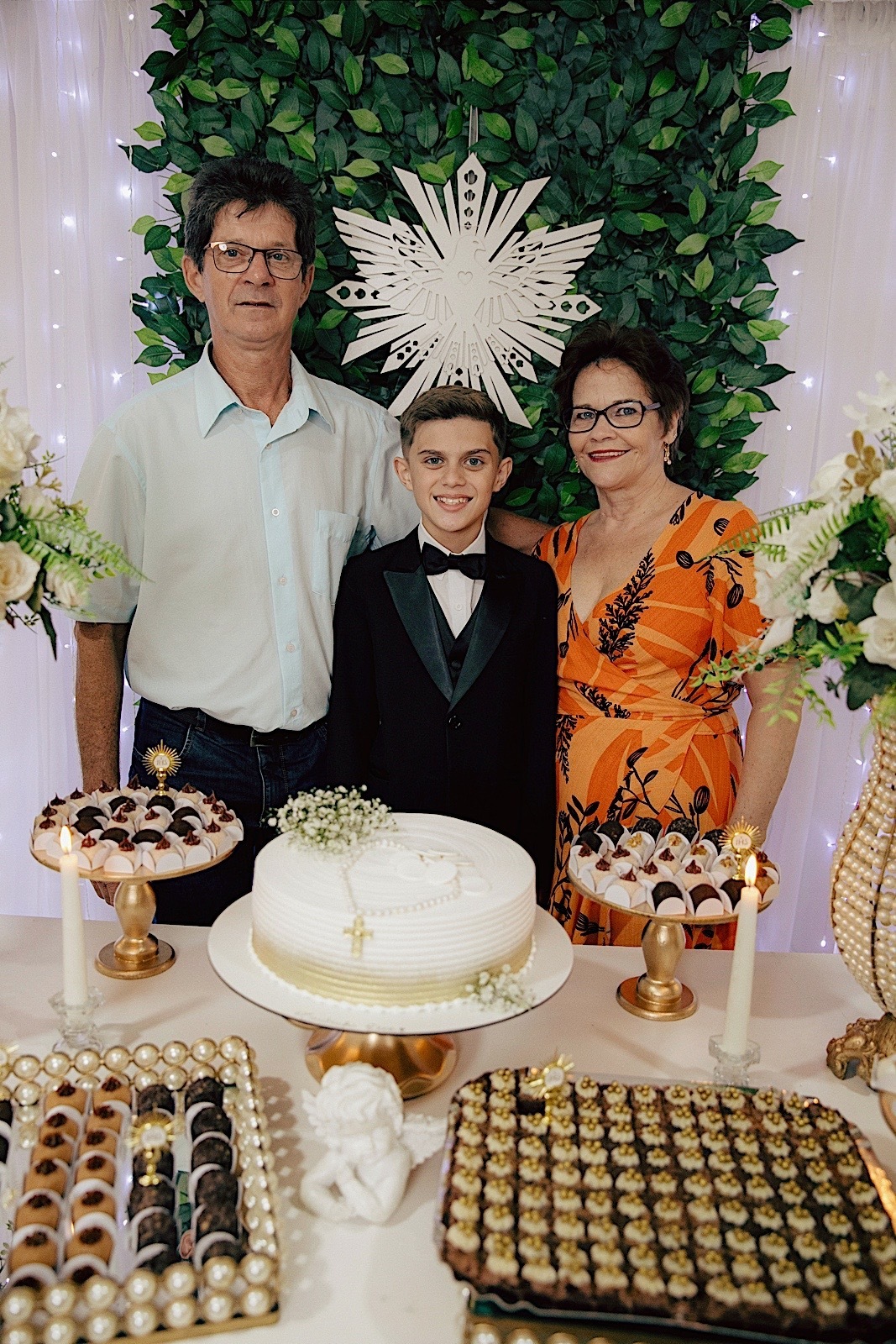 comunhao - primeira comunhao - primeira eucaristia - otavio comunhao - familia - fotografos de familia - fotografos jaragua do sul - chroma fotografia 