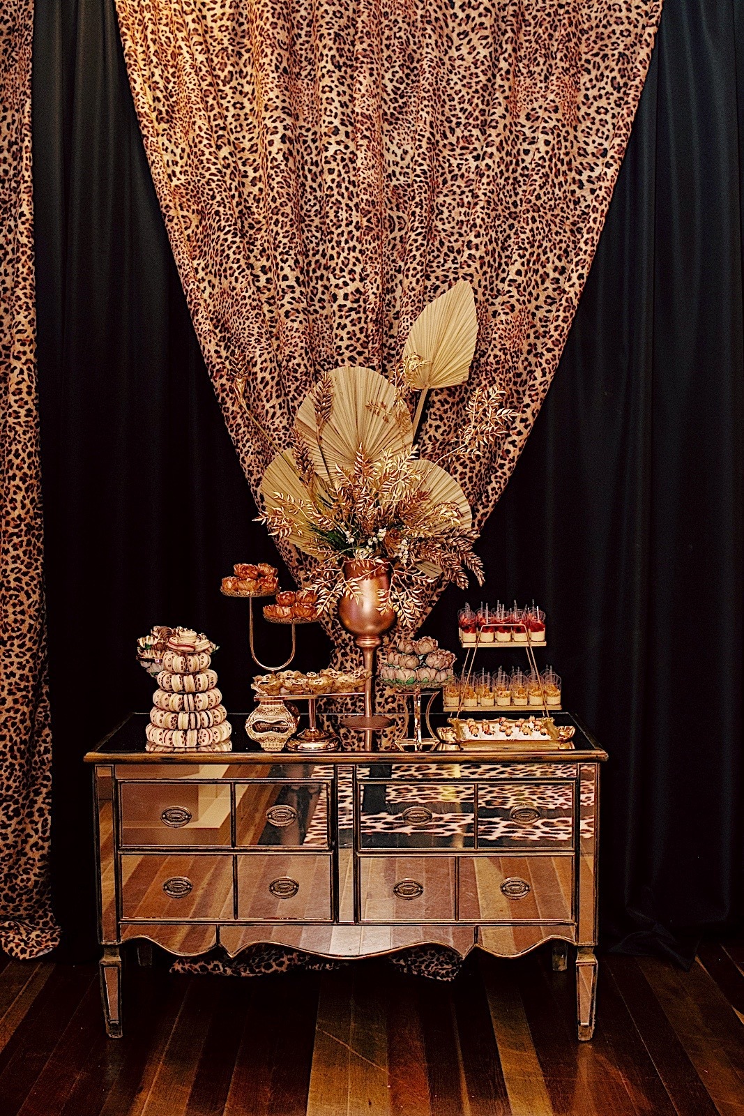 festa de aniversario - aniversario - aniversario adulto - festa com tema onca - Andrea 50 anos - fotografos jaragua do sul - chroma fotografia 