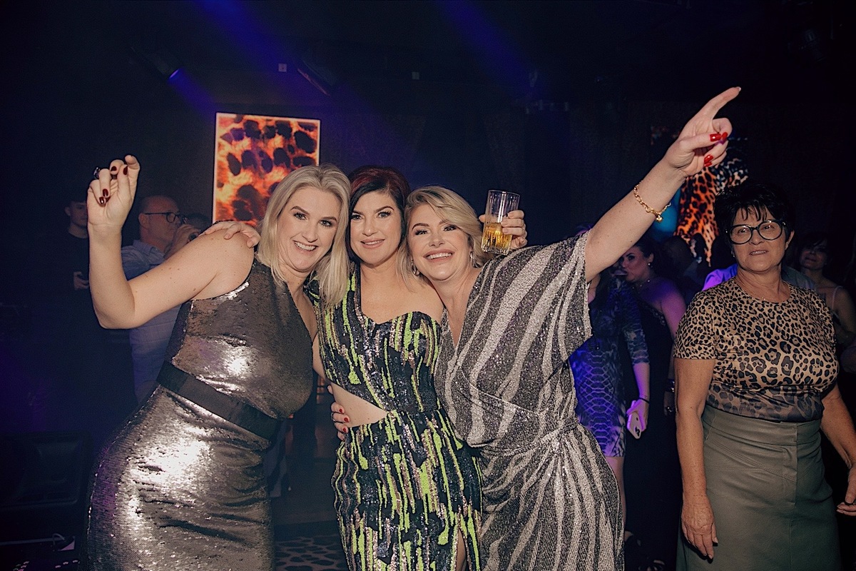 festa de aniversario - aniversario - aniversario adulto - festa com tema onca - Andrea 50 anos - fotografos jaragua do sul - chroma fotografia 