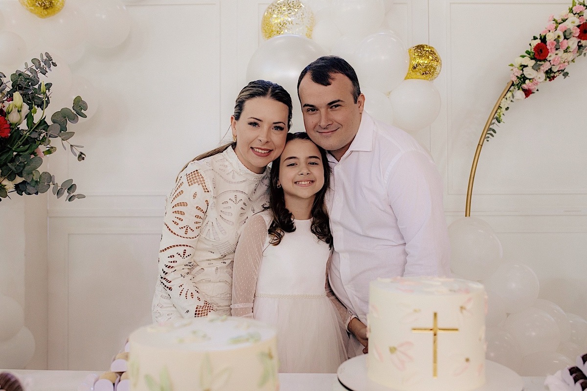 comunhao - primeira comunhao - primeira eucaristia - Isabella comunhao - fotografia de familia - fotografos jaragua do sul - chroma fotografia 