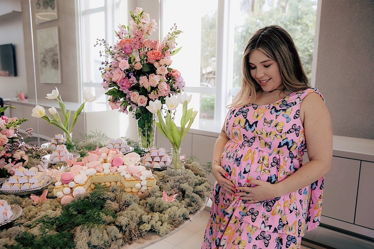 gestante - ensaio gestante - cha de bebe - cha de bebe a espera de aria - fotografos jaragua do sul - fotografia de familia - fotografia de gestante - chroma fotografia 