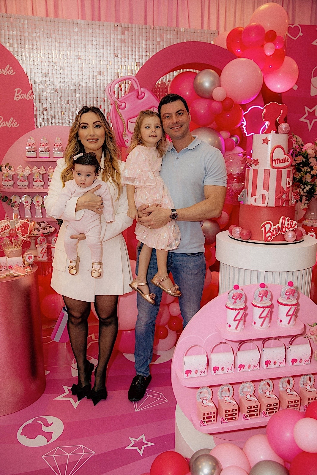 aniversario - aniversario infantil - aniversario maite 4 anos - maite 4 anos - fotografia infantil - fotografos jaragua do sul - tema barbie - jaragua do sul - chroma fotografia 