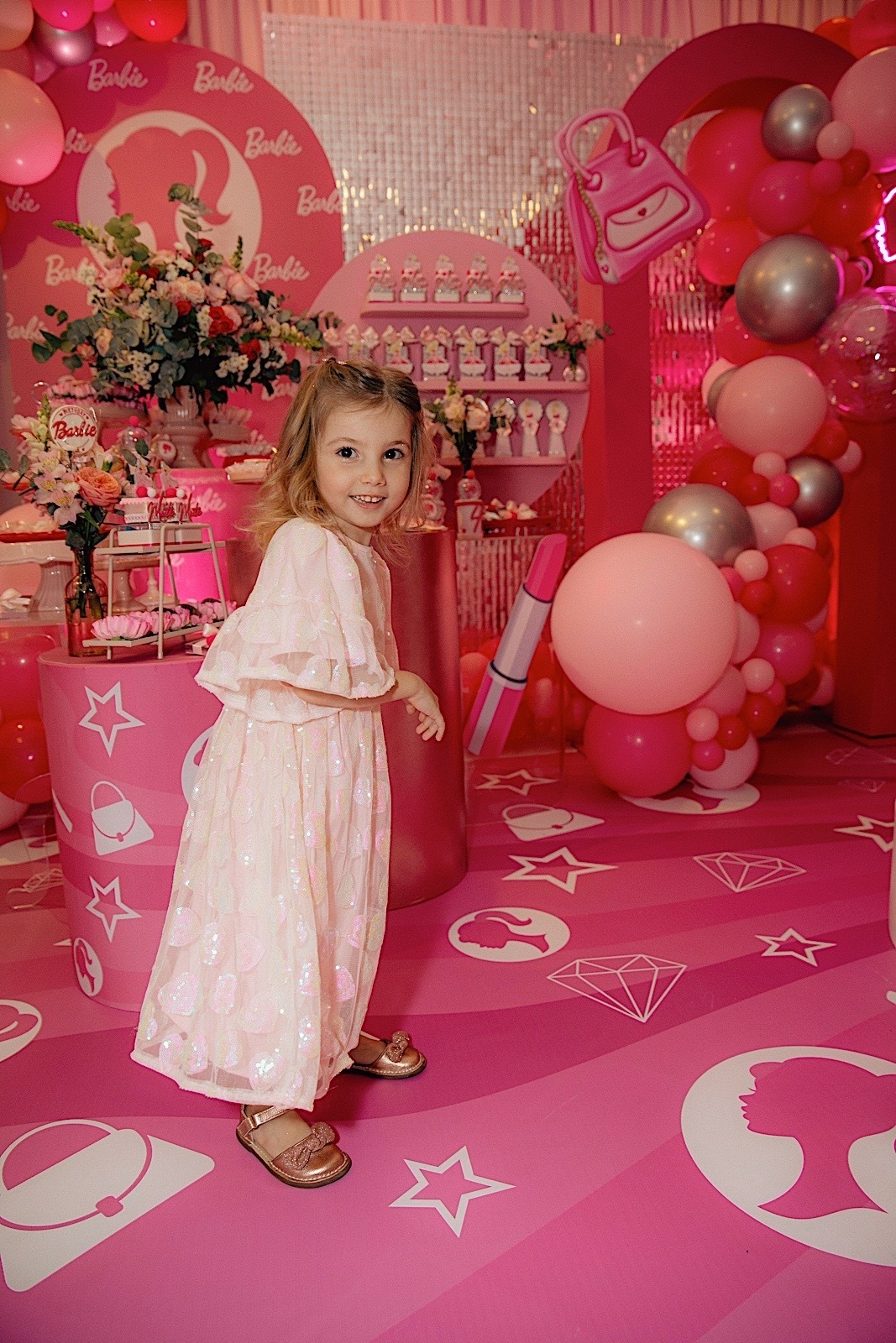 aniversario - aniversario infantil - aniversario maite 4 anos - maite 4 anos - fotografia infantil - fotografos jaragua do sul - tema barbie - jaragua do sul - chroma fotografia 