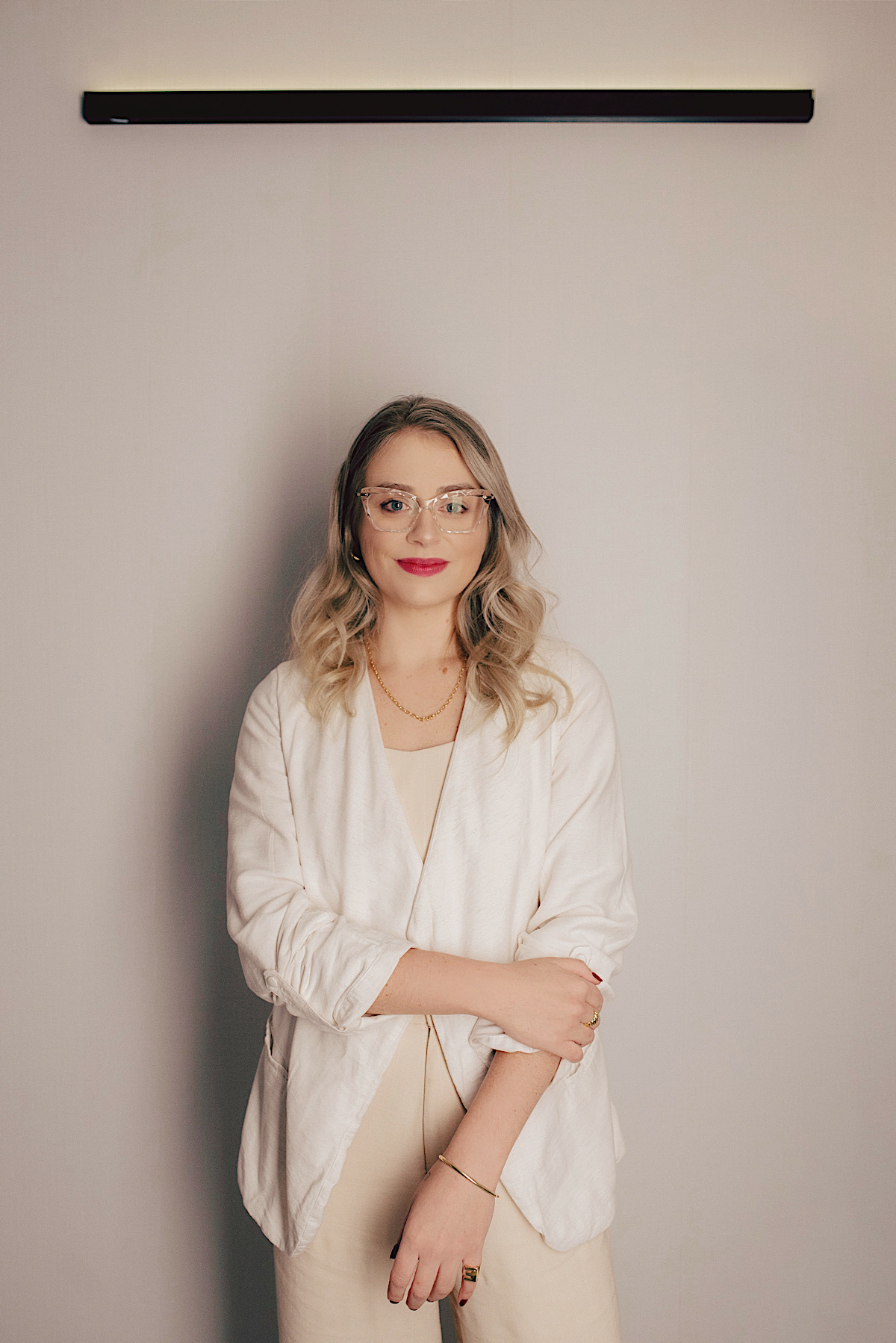 elaine magalhaes - ensaio profissional - consultorio - neuropsicologa - psicologia - neurologia - profissional - sao bento do sul - chroma fotografia