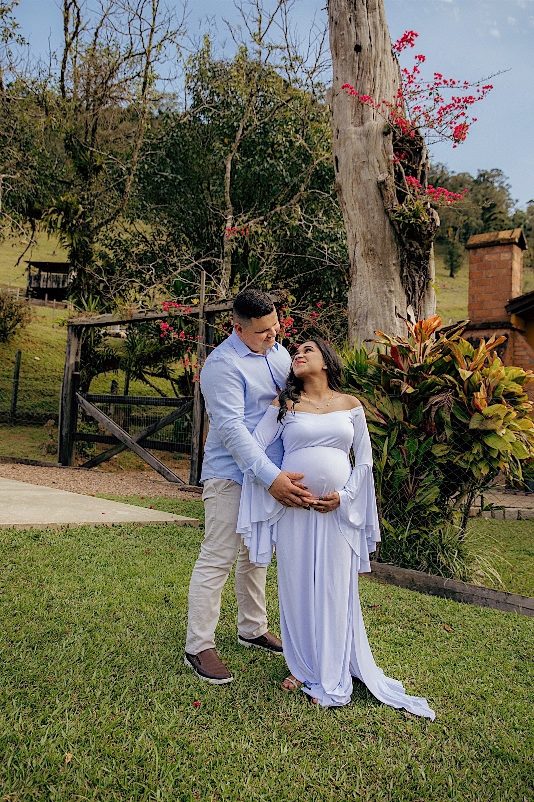 ensaio gestante - ensaio fotografico - ensaio familia - ensaio externo - ensaio no campo - fotografos jaragua do sul - fotografia de familia - chroma fotografia 