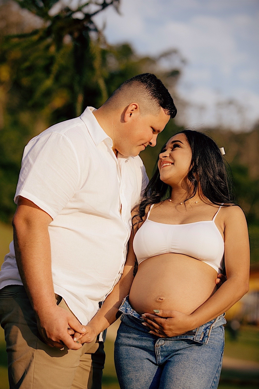 ensaio gestante - ensaio fotografico - ensaio familia - ensaio externo - ensaio no campo - fotografos jaragua do sul - fotografia de familia - chroma fotografia 