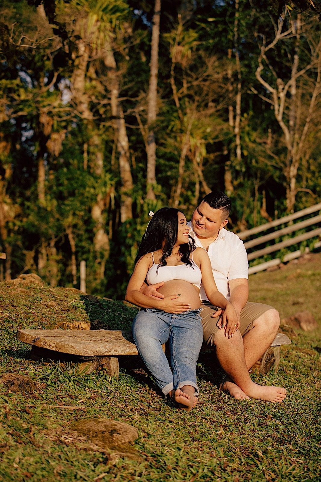 ensaio gestante - ensaio fotografico - ensaio familia - ensaio externo - ensaio no campo - fotografos jaragua do sul - fotografia de familia - chroma fotografia 