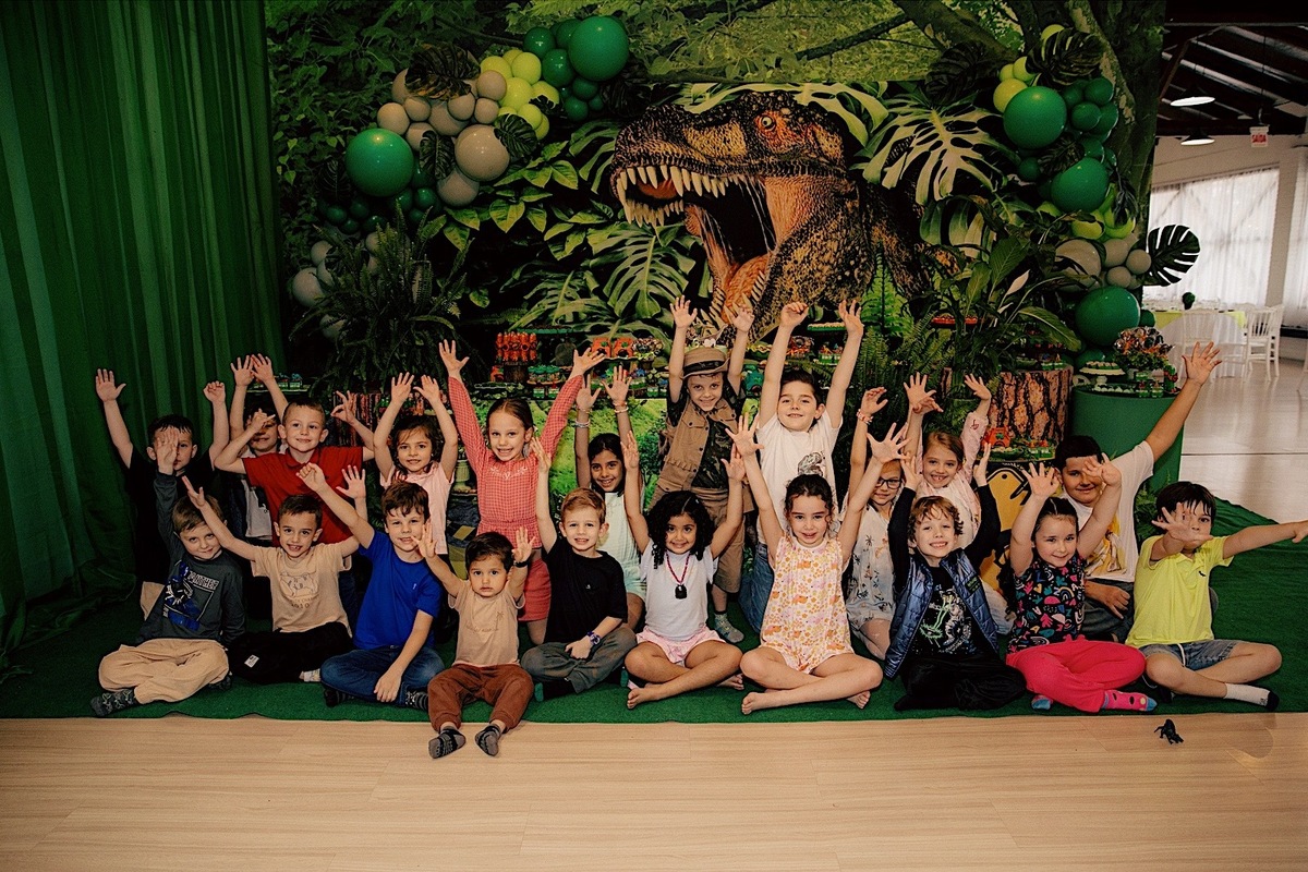 aniversario - aniversario infantil - aniversario no le classique - aniversario em jaragua do sul - fotografos jaragua do sul - fotogarfia de familia - chroma fotografia 