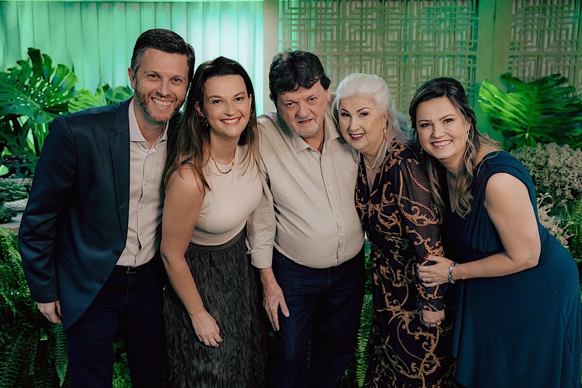 aniversario - aniversario adulto - aniversario em jaragua do sul - festa no clube baependi - fotografos jaragua do sul - fotografia de familia - jaragua do sul - chroma fotografia