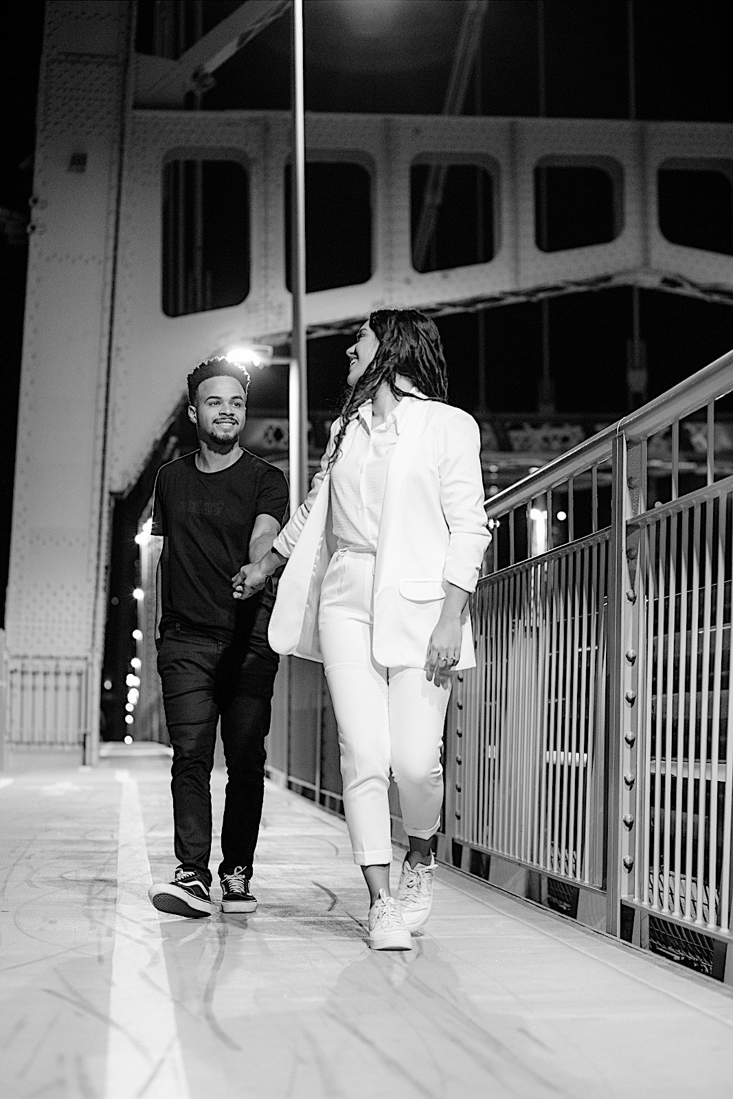 ensaio casal - ensaio no litoral - ensaio pré casamento - pré wedding - noivos 2024 - casamento - Leticia e Joao - ensaio em floripa - chroma fotografia