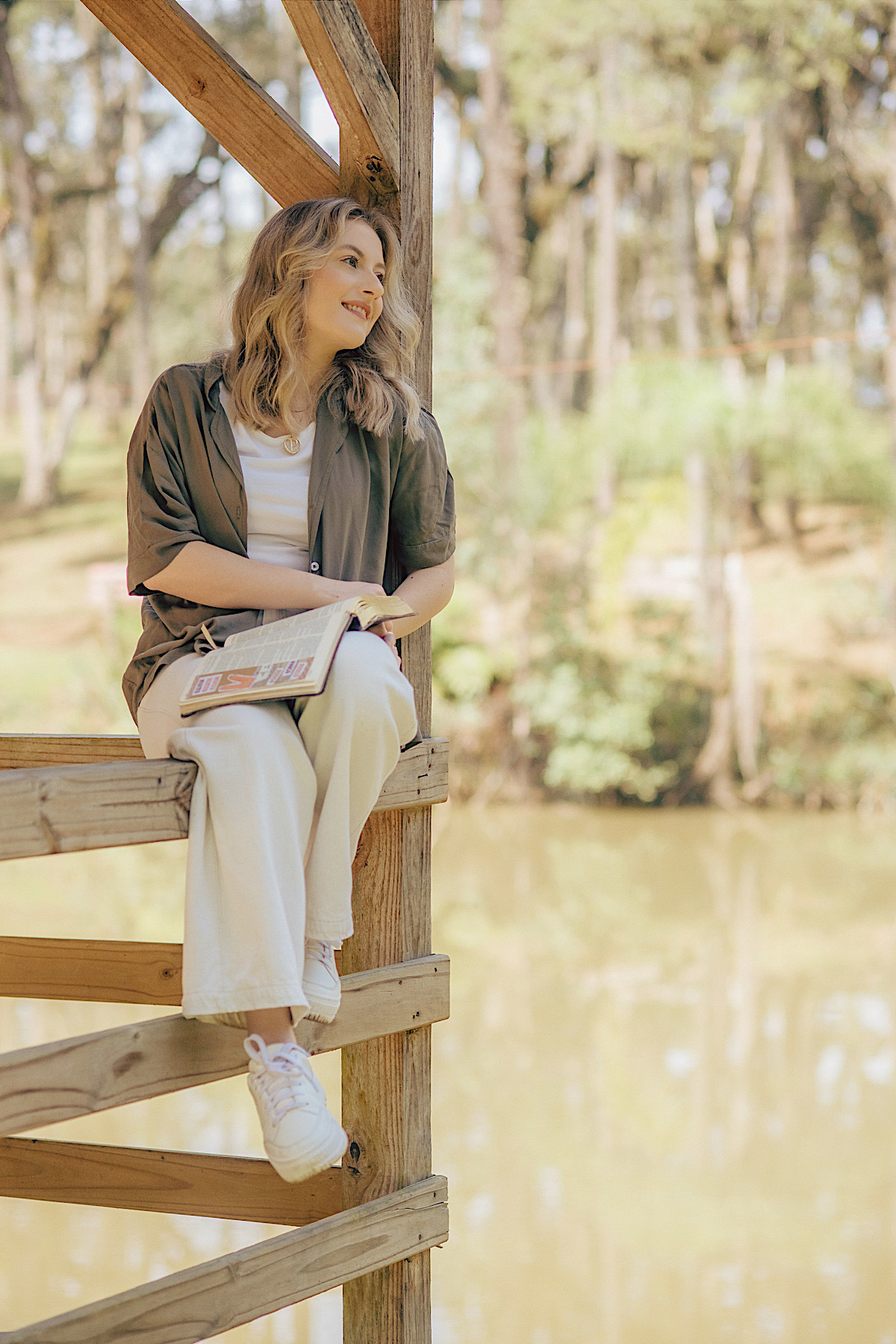 ensaio profissional - paola muehlbauer - teologa - escritora - deus - chroma fotografia - sao bento do sul