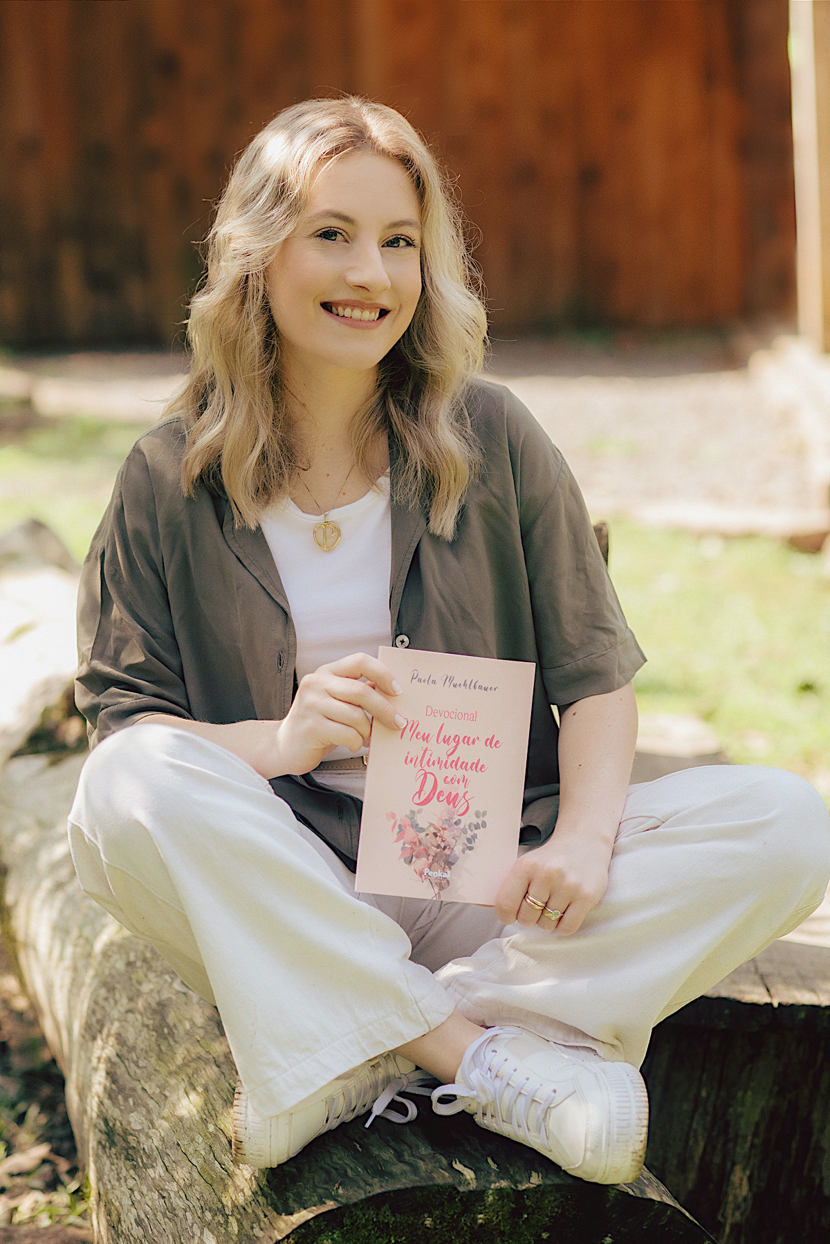 ensaio profissional - paola muehlbauer - teologa - escritora - deus - chroma fotografia - sao bento do sul