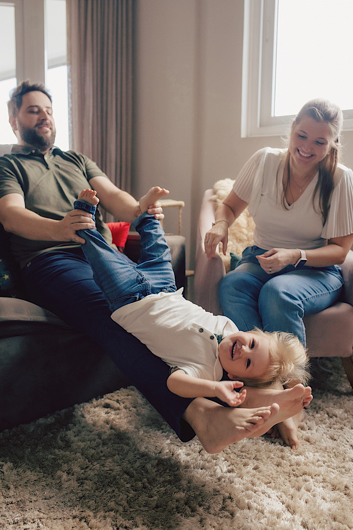 ensaio familia - natal - mae de menino - em casa - diversao - bagunca - chroma fotografia - sao bento do sul
