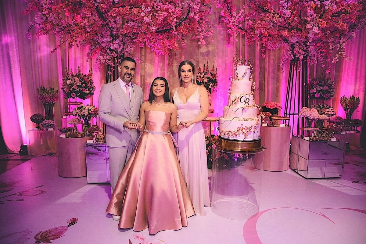 aniversario - aniversario de 15 anos - 15 anos - 15 anos Gabriela - evento no panoramico da Scar - festa de 15 anos - fotografos jaragua do sul - Chroma Fotografia