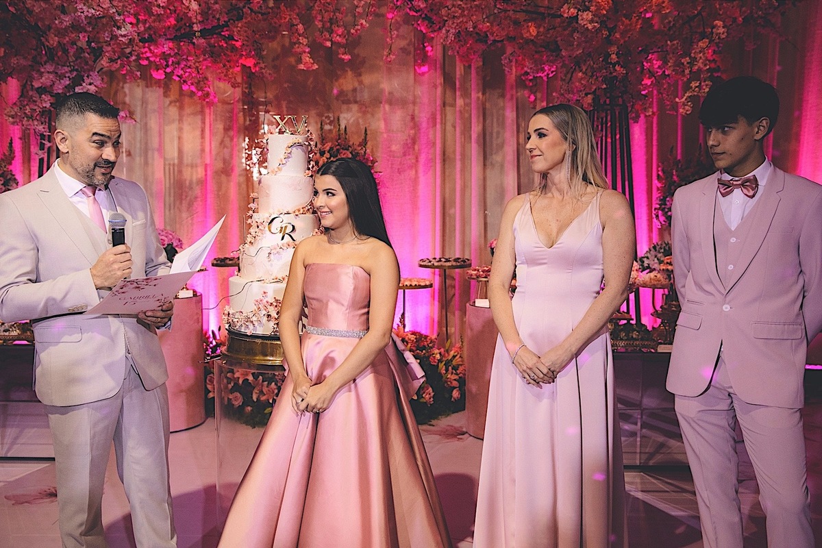 aniversario - aniversario de 15 anos - 15 anos - 15 anos Gabriela - evento no panoramico da Scar - festa de 15 anos - fotografos jaragua do sul - Chroma Fotografia