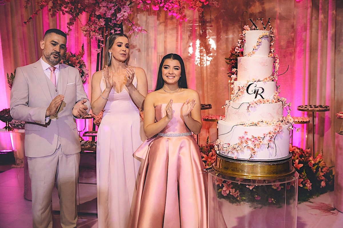 aniversario - aniversario de 15 anos - 15 anos - 15 anos Gabriela - evento no panoramico da Scar - festa de 15 anos - fotografos jaragua do sul - Chroma Fotografia