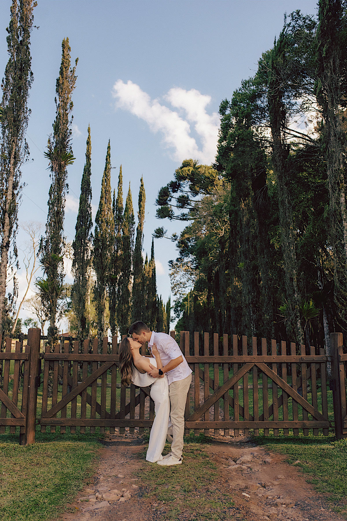 emanuelle - jeferson - pre-casamento - chroma fotografia - ensaio casal - em casa - ao ar livre