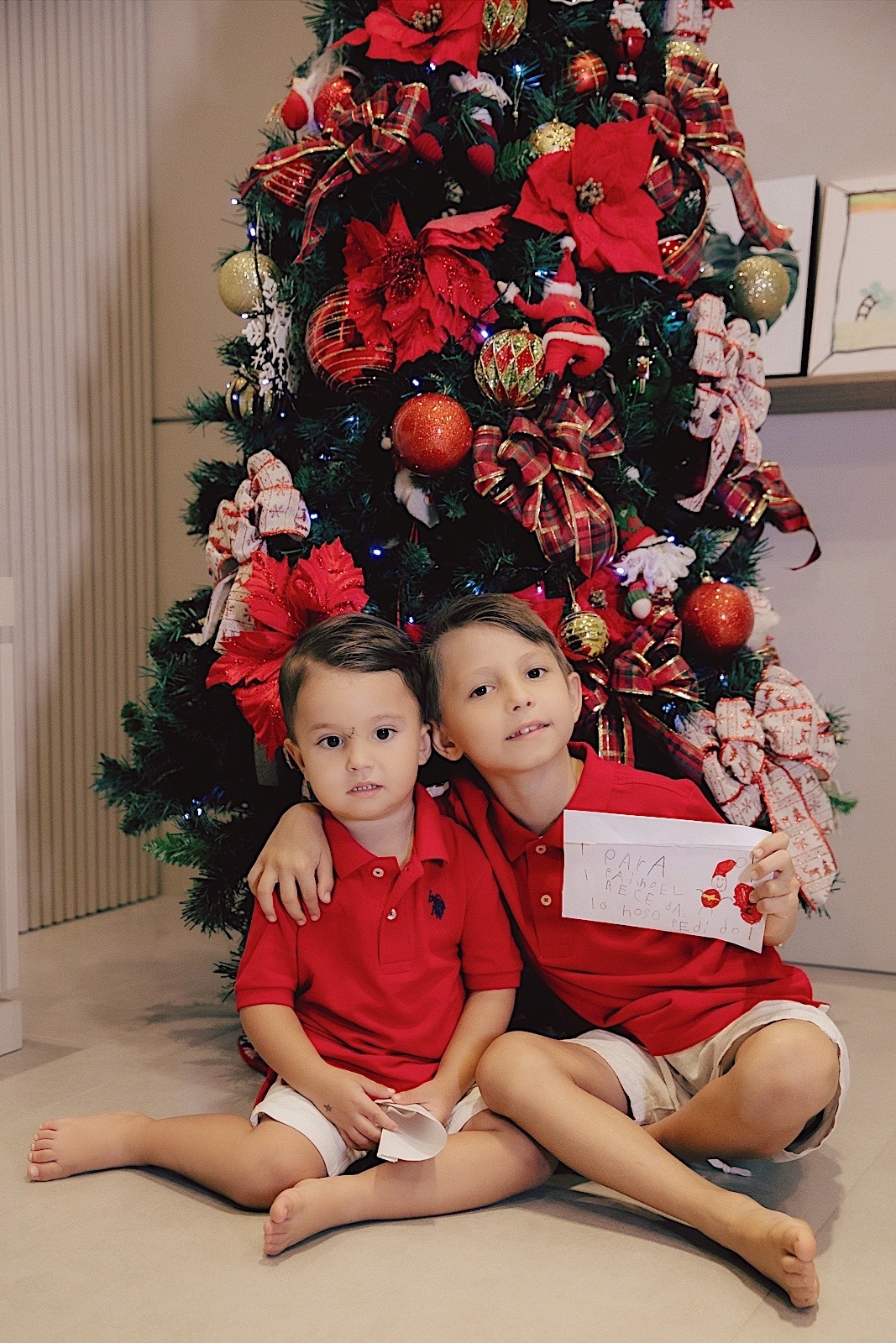 ensaio natal - ensaio em casa - ensaio familia - fotografos jaragua do sul - fotografia de familia - jaragua do sul - chroma fotografia