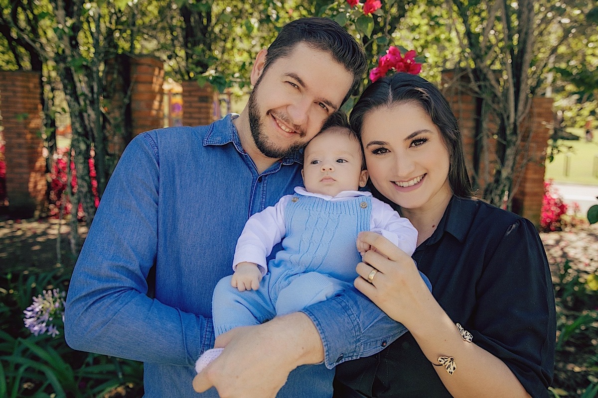 ensaio familia - ensqaio externo - ensaio 3 meses - heitor 3 meses - familia - fotografos jaragua do sul - fotografia de familia - chroma fotografia - ensaio parque inovacao