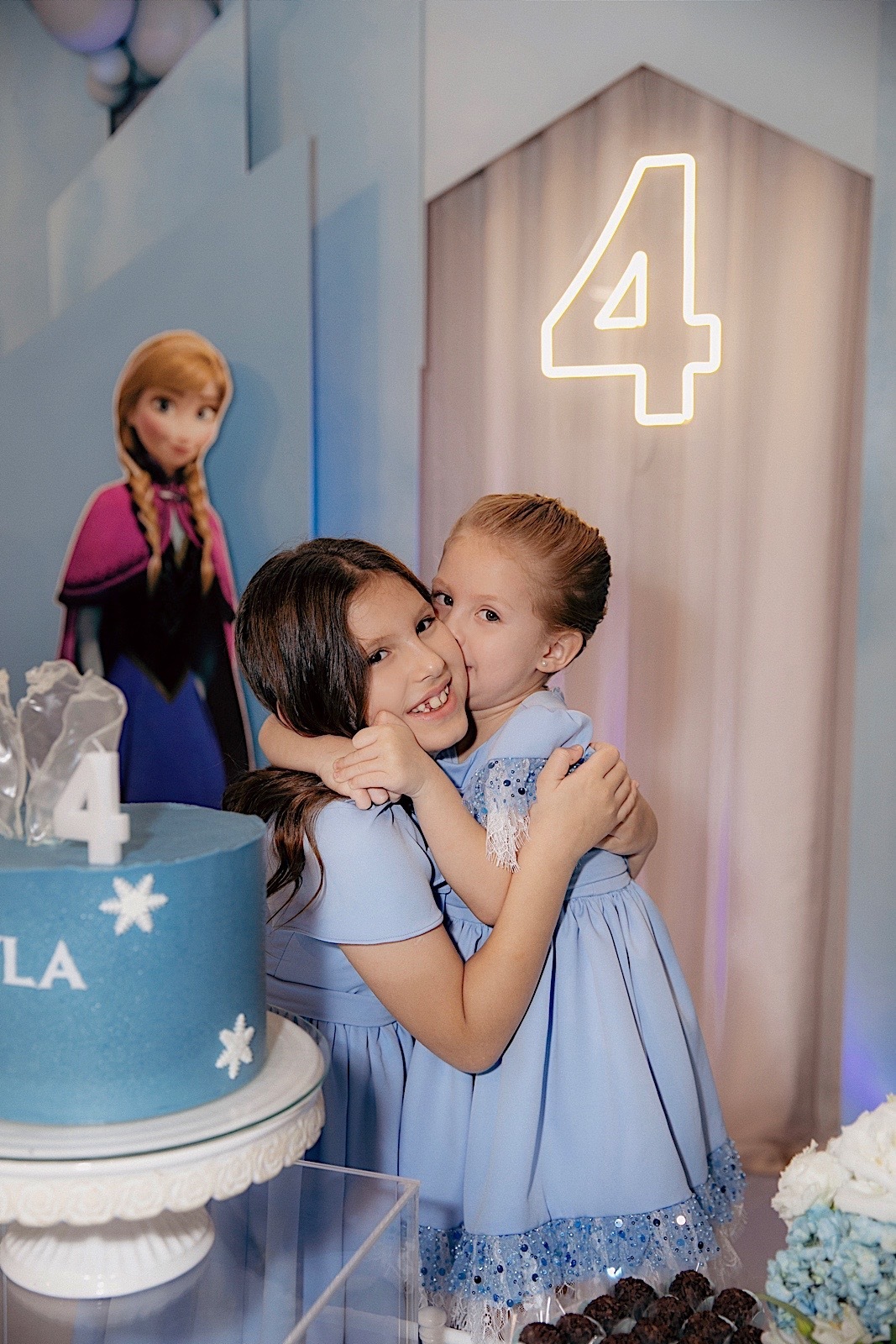 aniversario - aniversario infantil - ayla 4 anos - aniversario ayla - fotografos jaragua so sul - fotografia infantil - tema frozen - jaragua do sul - chroma fotografia 